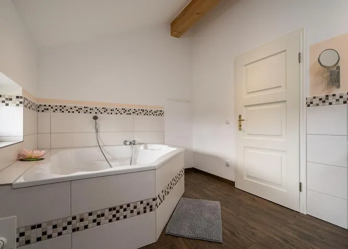 Ferienhaus-landurlaub-mit-kamin Schwarz (Mecklenburgische Seenplatte)