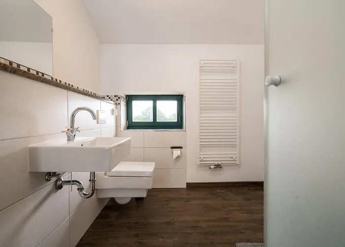 Дом отдыха Ferienhaus-landurlaub-mit-kamin Schwarz (Mecklenburgische Seenplatte)